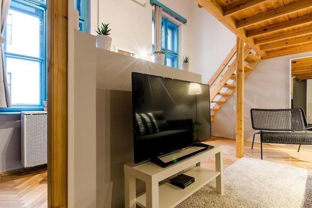 Blue Lotus Apartment T50 Budapest Exterior photo